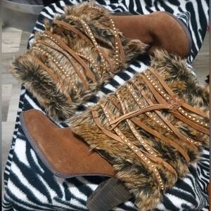 Naughty Monkey Snow Faux Fur Studded Suede Leather Boot Size 7